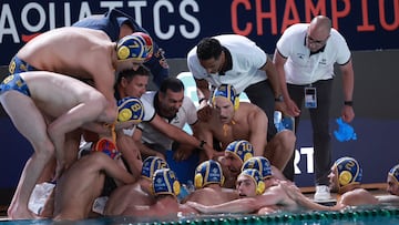 El Barceloneta regala un bronce de ley en la despedida de Perrone