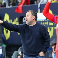 El dilema de Sergio: Chris Ramos, Sobrino y Roger se juegan dos puestos