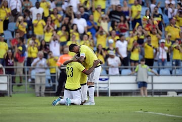 Colombia muestra buen fútbol ante Camerún