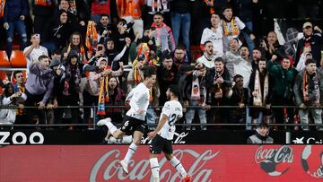 10/11/22
PRIMERA DIVISION JORNADA 14
VALENCIA CF
REAL BETIS
HUGO GUILLAMON
COMERT