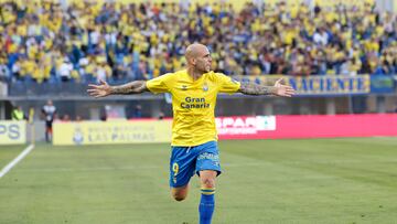 Sandro Ramírez celebra un gol.