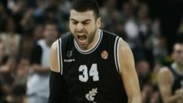 Vasileiadis, ''MVP'' de la tercera jornada de cuartos