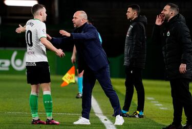 Los números de José Alberto son de playoff