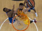 Faverani no sigue en un Barça que no fichará para el playoff