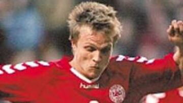 <b>GRONKJAER</B>. Desborda de maravilla y en los últimos meses ha repetido una jugada característica suya de recorte y disparo con la zurda.