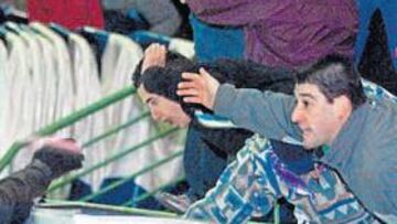 <b>EL TÉCNICO SE FUE MEDIADA LA SEGUNDA PARTE.</b> Después de protestar contra Piterman, 400 aficionados se dirigieron hacia la tribuna y golpearon repetidamente el banquillo mientras increpaban a Chuchi Cos. El técnico se metió en el vestuario y ya no volvió a salir, sino que se marchó a su hotel. El banquillo quedó completamente destrozado.