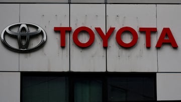 Toyota llama a revisión a 127,000 camionetas y SUVs por riesgo de falla de motor que podría provocar accidentes REUTERS/Kim Kyung-Hoon/File Photo