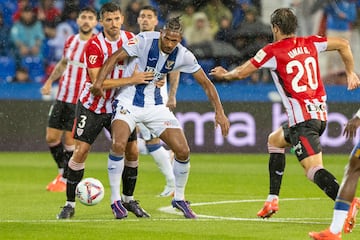 Ante el Athletic, Haller desplegó su mejor partido. 