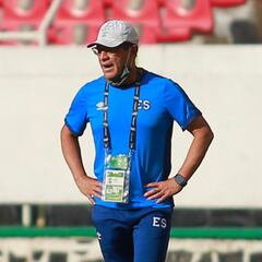 Hugo Pérez: "Fue fácil la decisión de dirigir a El Salvador"