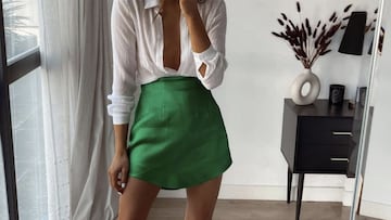 La minifalda de Zara que arrasa este verano y por la que se pelean en Instagram