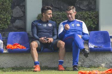 Las 7 frases más "calientes" de Caixinha en Cruz Azul