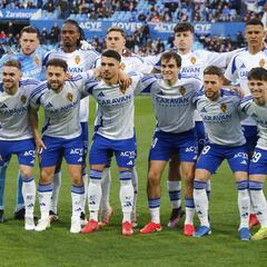 El Zaragoza se aleja un punto de la zona de descenso