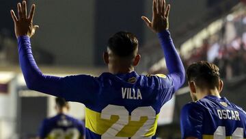 Boca Juniors' Colombian forward Sebastian Villa celebrates after scoring a goal against Barracas Central during their Argentine Professional Football League Tournament 2022 match at Islas Malvinas stadium in Buenos Aires, on June 19, 2022. (Photo by ALEJANDRO PAGNI / AFP)