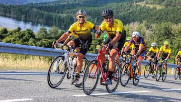 Participantes de la marcha de Miguel Indurain.