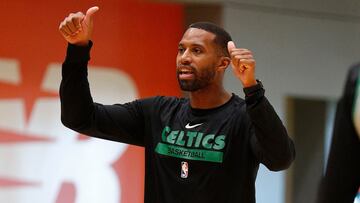 The Charlotte Hornets made an interesting move in their pursuit of NBA glory by appointing Charles Lee as their head coach.