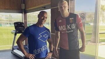 Erling Haaland durante un entrenamiento antes de incorporarse al Manchester City.