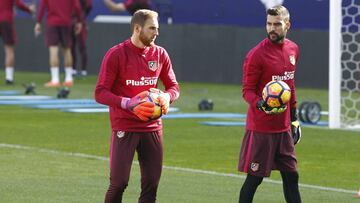 Oblak y Moyá.