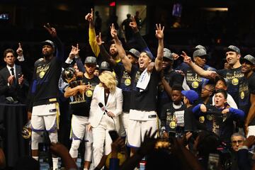 La celebración de los Warriors en imágenes