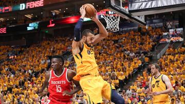 Gobert y Capela, durante la eliminatoria del a&ntilde;o pasado