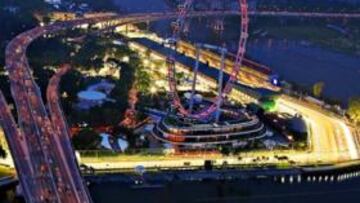 <b>SINGAPUR ES UNA POSTAL. </b>Vista aérea del trazado de Marina Bay, ayer, en Singapur, que este fin de semana vivirá el cuarto gran premio de Fórmula 1 de su historia.