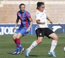 Mari Paz Vilas guía al Valencia en su triunfo ante el Athletic