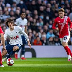 Adama Traoré por Bryan Gil