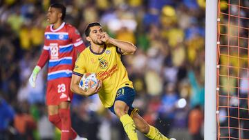 Henry Martin celebrates his goal 1-1 of America during the Semi-Final second leg match between America and Cruz Azul as part of the Liga BBVA MX, Torneo Clausura 2025 at Ciudad de los Deportes Stadium on May 18, 2025 in Mexico City, Mexico.