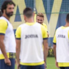 El Villarreal renueva a Alfonso Pedraza hasta 2025