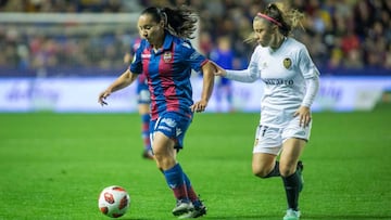 La delantera de Levante está ubicada en el primer puesto de la tabla de goleo de la Liga Iberdrola, pues tras 18 jornadas, acumula 13 anotaciones.