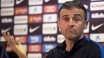 GRA136 SANT JOAN DESPÍ,18/02/2017.-El entrenador del FC Barcelona, Luis Enrique, durante la rueda de prensa que ofreció después de la sesión de entrenamiento del FC Barcelona de esta mañana en la Ciudad deportiva Joan Gamper, de cara al partido de mañana frente al CD Leganés correspondiente a la vigésima tercera jornada de la Liga. EFE/Quique García