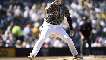 SAN DIEGO, CA - OCTOBER 2: Blake Snell #4 of the San Diego Padres pitches during the first inning of a baseball game against the Chicago White Sox October 2, 2022 at Petco Park in San Diego, California.   Denis Poroy/Getty Images/AFP