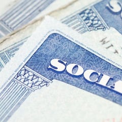 Beneficios aumentados del Seguro Social 2026: cuándo llegarán los primeros pagos y montos