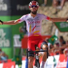 Herrada y Cubero se caen de la Vuelta por COVID-19 y fiebre