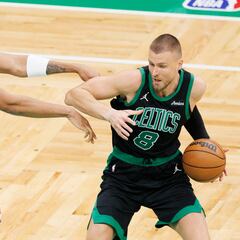 From the court to the cage? NBA star raises eyebrows with career plan