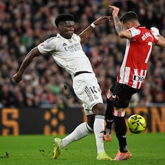 Las polémicas del Athletic - Real Madrid, de la jornada 19 de LaLiga EA Sports: todos los penaltis, expulsiones y jugadas controvertidas