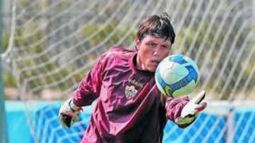 <b>CON CALMA. </b>Diego Alves se está entrenando con tranquilidad y preparando su reaparición.