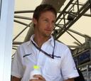 Button: "Schumacher es valiente por volver, tiene mucho que perder"