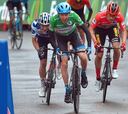 Dan Martin gana en la Laguna Negra