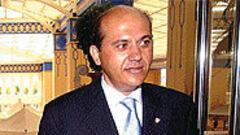 Del Nido le da a Caparrós todo su apoyo