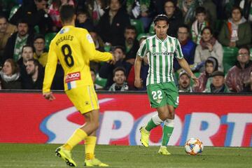 El jugador de 18 años tuvo un gran mes de enero tras ser fichado por el Betis, equipo donde ha mostrado su calidad en los minutos que ha recibido por parte de su director técnico. La afición y prensa en España han hecho buenos comentarios sobre el examericanista.