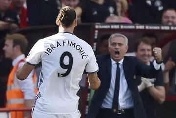 Manchester United's Zlatan Ibrahimovic celebrates scoring their third goal manager Jose Mourinho