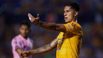 Carlos Salcedo no se engancha con las críticas de la afición