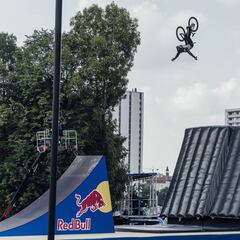 Un español, elegido novato del año del MTB más extremo