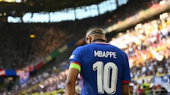 Luego de haber roto su 'maldición' de no saber lo que era anotar en una Eurocopa, Mbappé debe guiar a Francia en la fase KO.