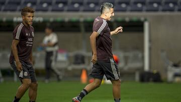 Roberto Alvarado, Selección Mexicana