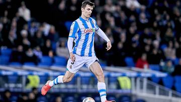 El Monaco negocia en San Sebasti¨¢n el fichaje de Diego Llorente