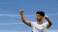 Soccer Football - LaLiga - Real Madrid v Espanyol - Santiago Bernabeu, Madrid, Spain - April 30, 2022 Real Madrid's Marco Asensio celebrates scoring their third goal REUTERS/Juan Medina