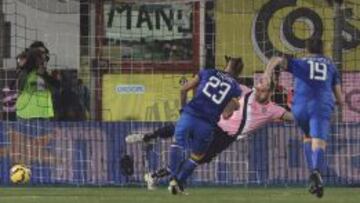 Vidal desperdicia un penal y la Juventus sólo suma un empate