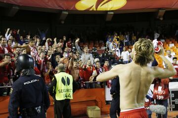 El 1 de mayo de 2014, una de las decepciones más grandes del Valencia en las últimas décadas. Tras haber remontado la eliminatoria semifinal con tres goles de Feghouli, Jonas y Mathieu, Mbia, en el 95’, metía al Sevilla en la final de Turín.