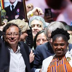 ¿Cuántos votos aumentó Petro de la primera a la segunda vuelta de elecciones?